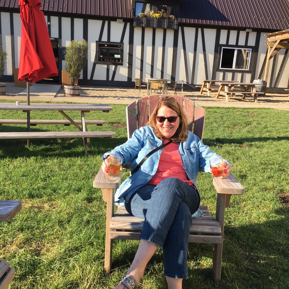 Meet your Posher, Sharon